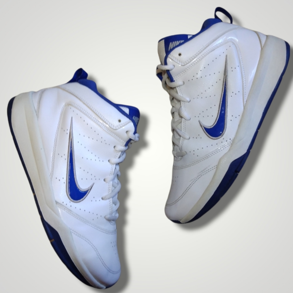 KIDS Nike Team Hustle Mids